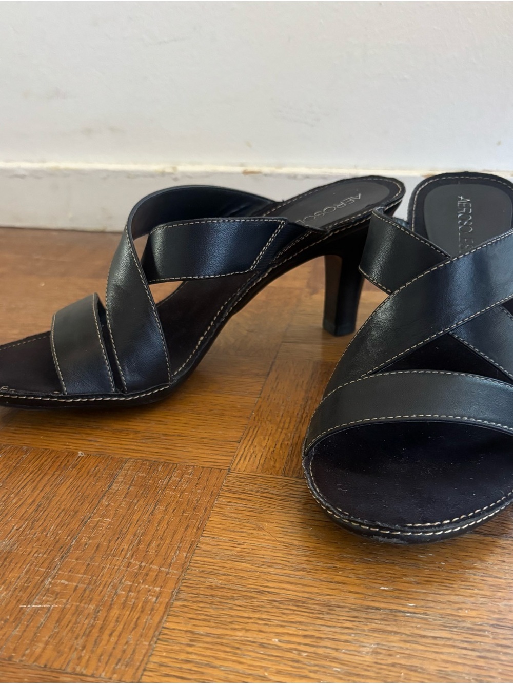 AEROSOLES Black Leather Crisscross Slip-On Heels